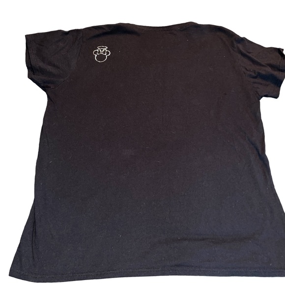 Disney Christmas Women’s Short Sleeve T-Shirt Black Size 2X Gildan Brand T-Shirt - Picture 6 of 7